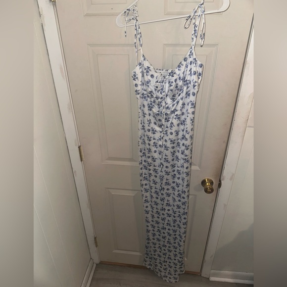Blue and White Floral Maxi Dress - Picture 2 of 4